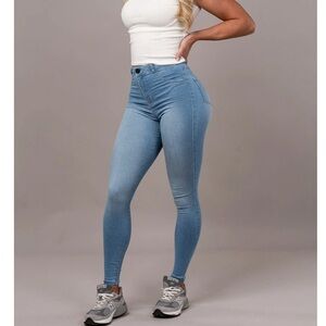 FITJEANS Light Blue Denim